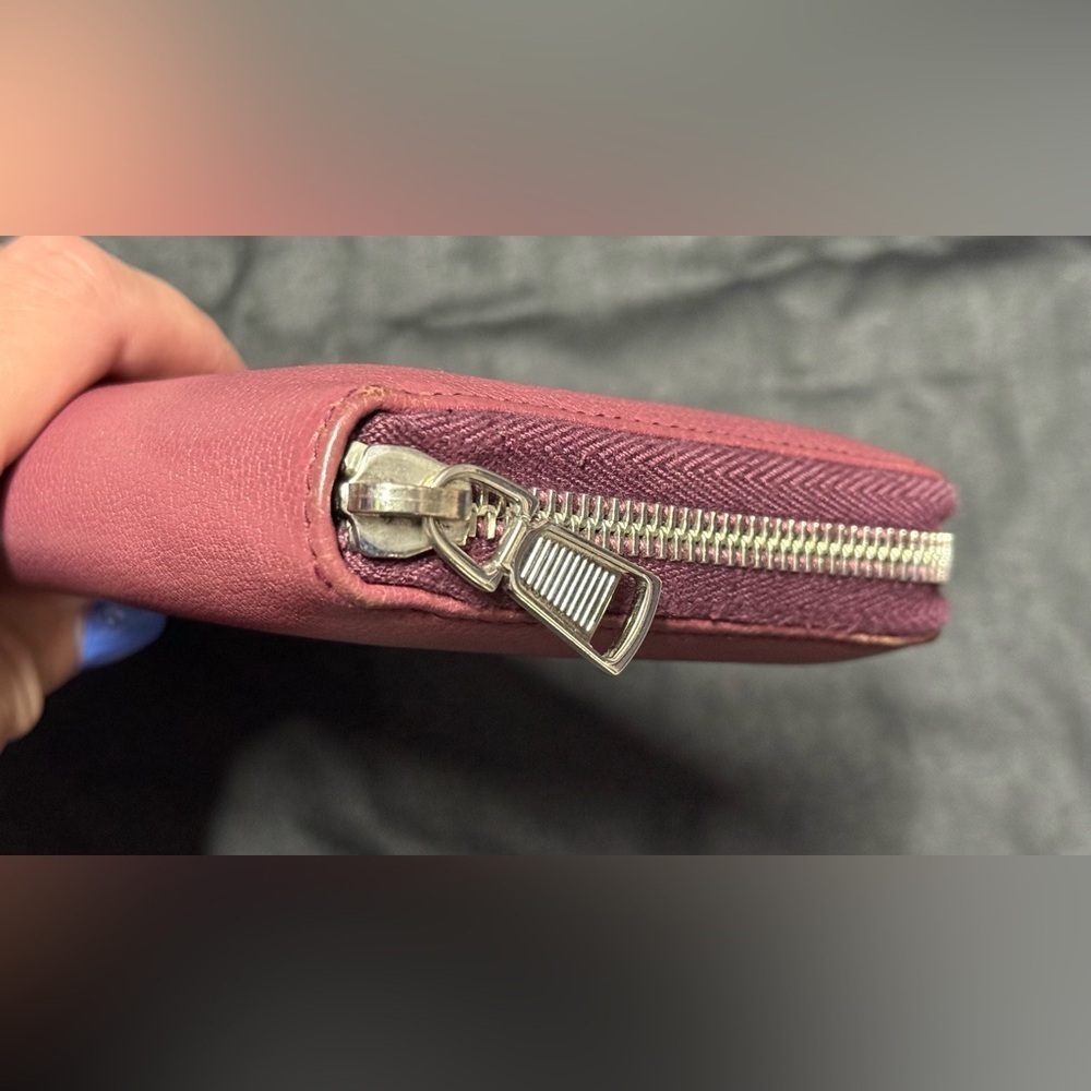 YSL pink Cassandra studded zip around wallet - Picture 5 of 16